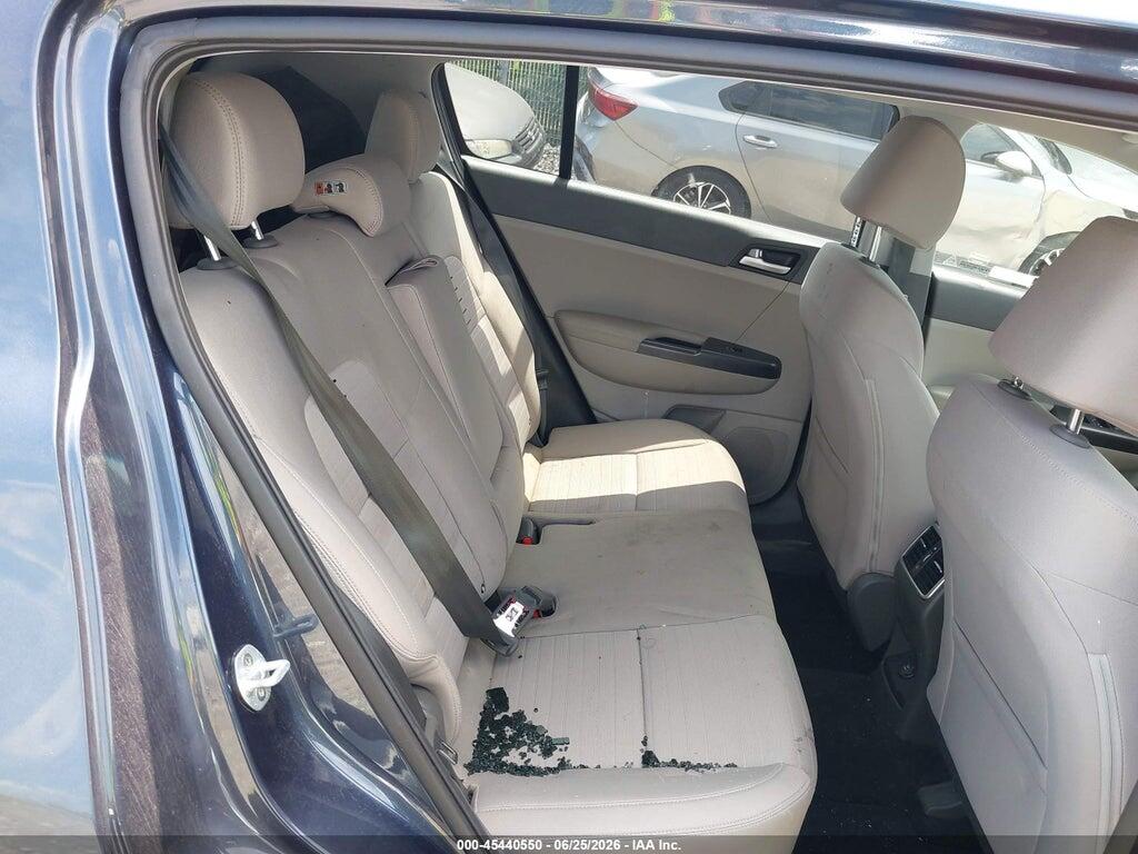 KNDPMCAC7K7597073 2019 KIA SPORTAGE photo no. 8