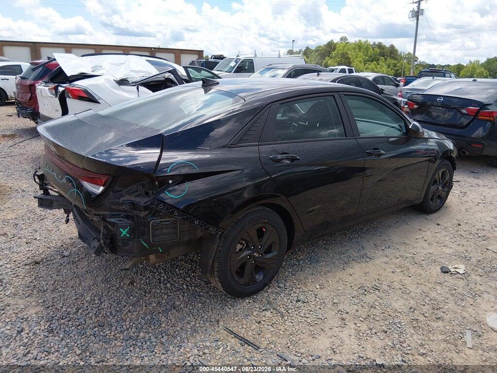 KMHLM4AG8NU350265 2022 HYUNDAI ELANTRA photo no. 4