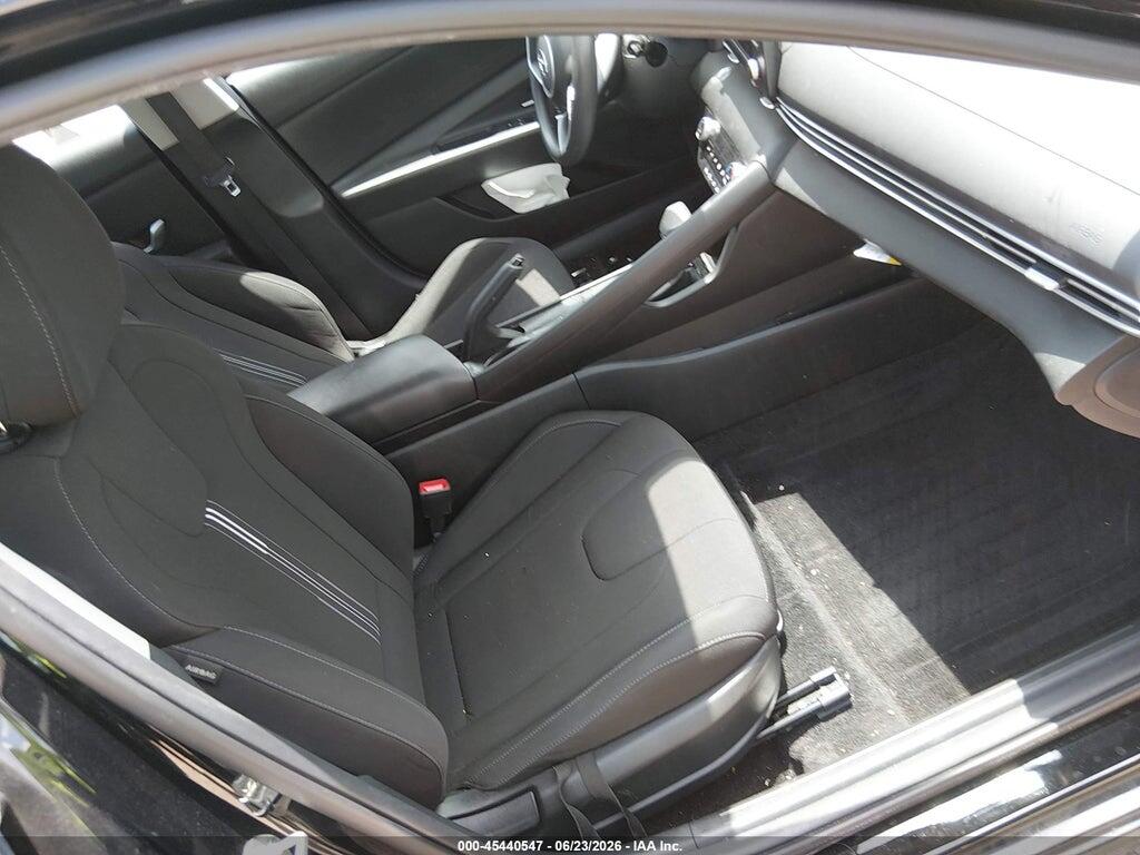 KMHLM4AG8NU350265 2022 HYUNDAI ELANTRA photo no. 5