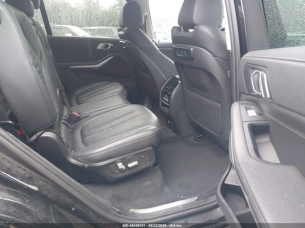 5UXCW2C07M9F32352 2021 BMW X7 photo no. 8