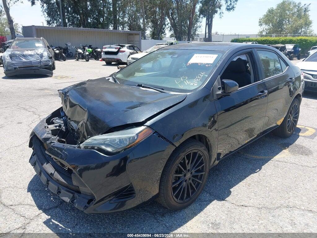 5YFBURHE7HP718826 2017 TOYOTA COROLLA photo no. 2