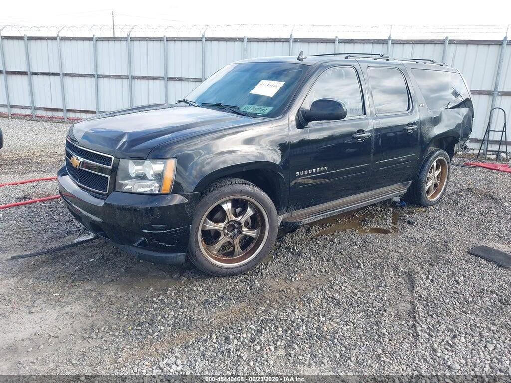 1GNSCJE0XDR347200 2013 CHEVROLET SUBURBAN photo no. 2