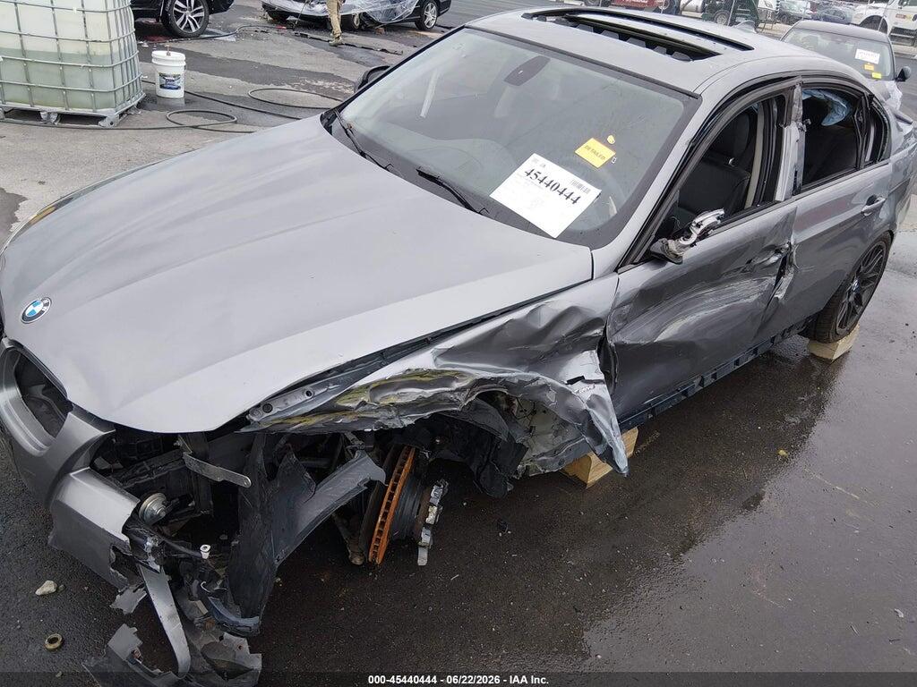 WBAPL5C56BA919716 2011 BMW 335I photo no. 6