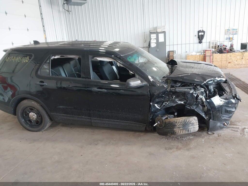 1FM5K8AR2JGB68304 2018 FORD POLICE INTERCEPTOR UTILITY photo no. 12
