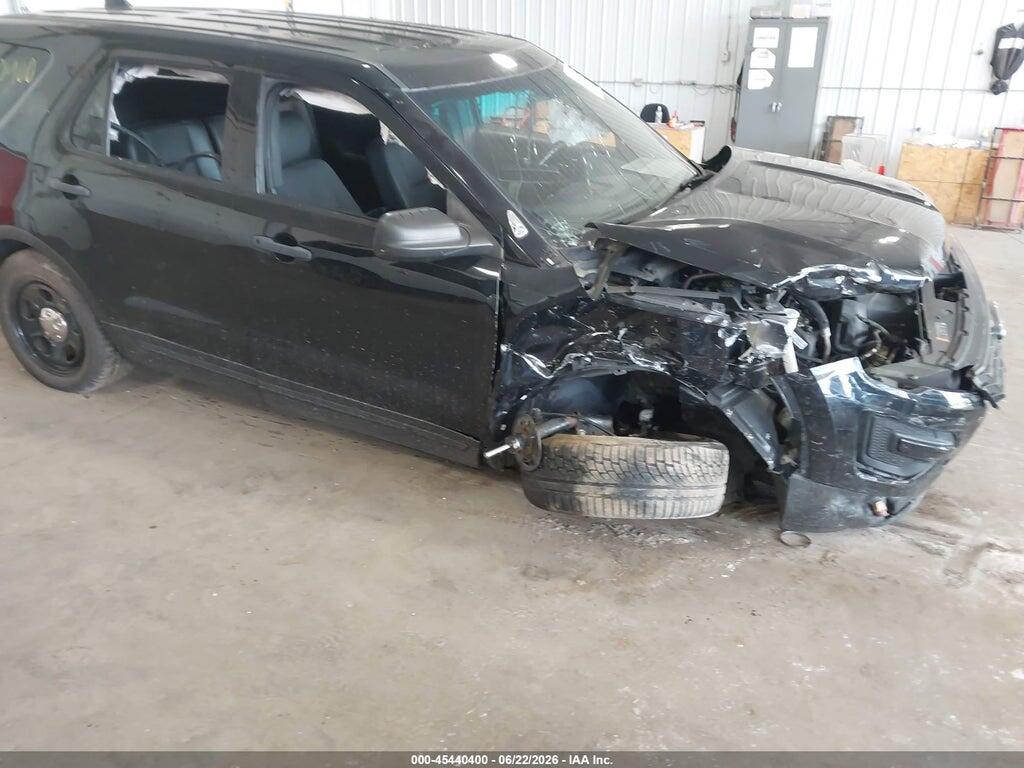 1FM5K8AR2JGB68304 2018 FORD POLICE INTERCEPTOR UTILITY photo no. 6