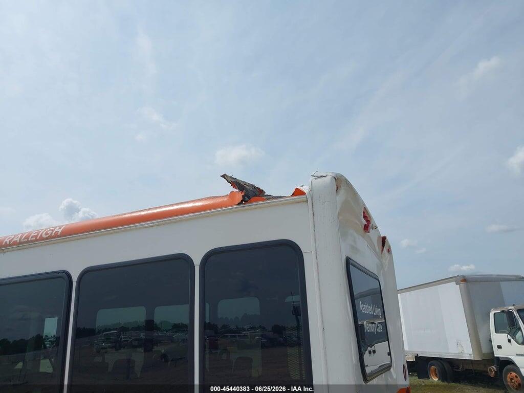 1FDEE3F61KDC71645 2019 FORD E-350 CUTAWAY photo no. 11