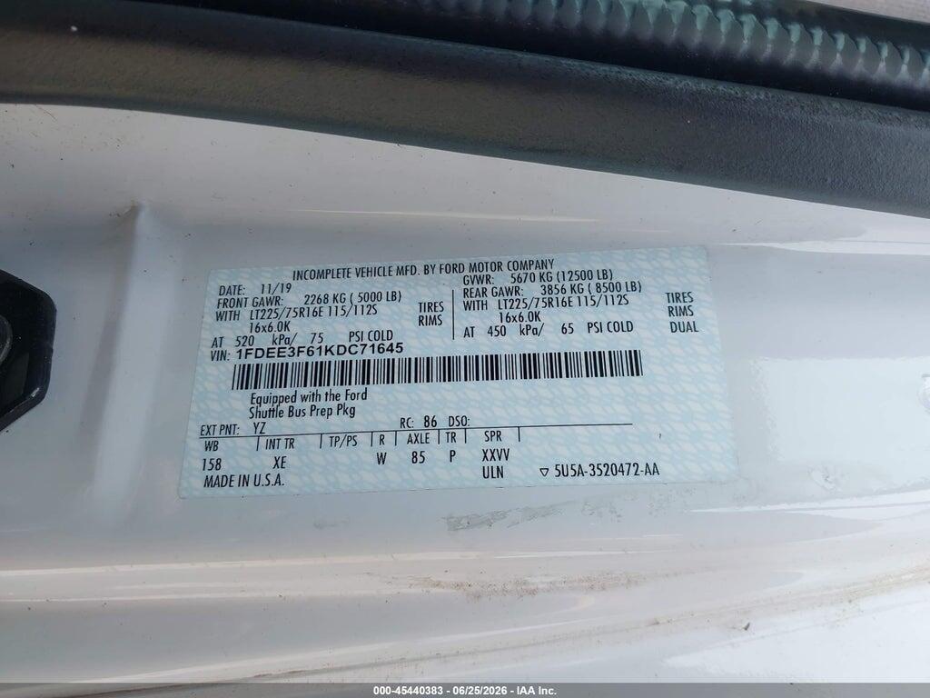 1FDEE3F61KDC71645 2019 FORD E-350 CUTAWAY photo no. 8