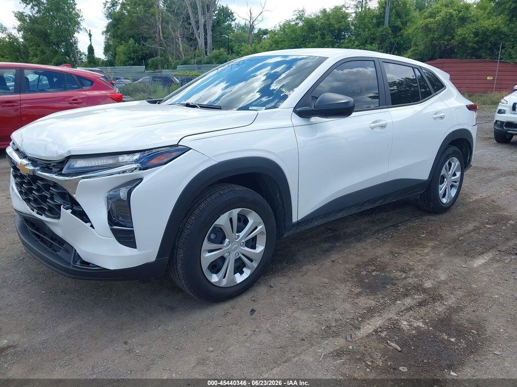 KL77LFEPXSC340107 2025 CHEVROLET TRAX photo no. 2