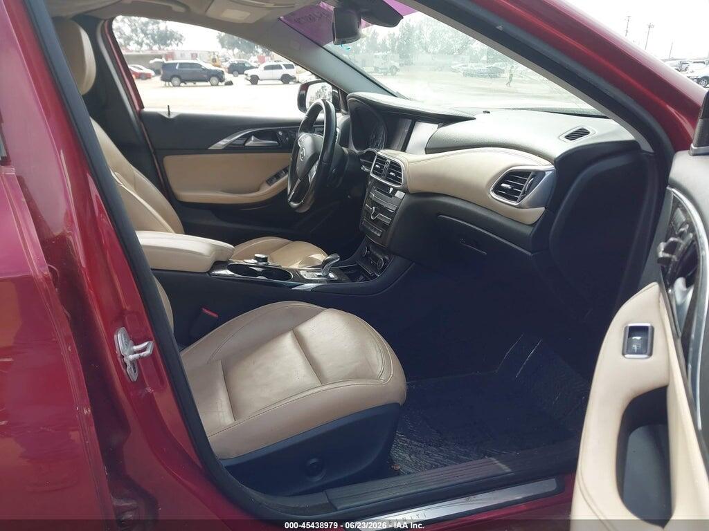 SJKCH5CP0JA055035 2018 INFINITI QX30 photo no. 5