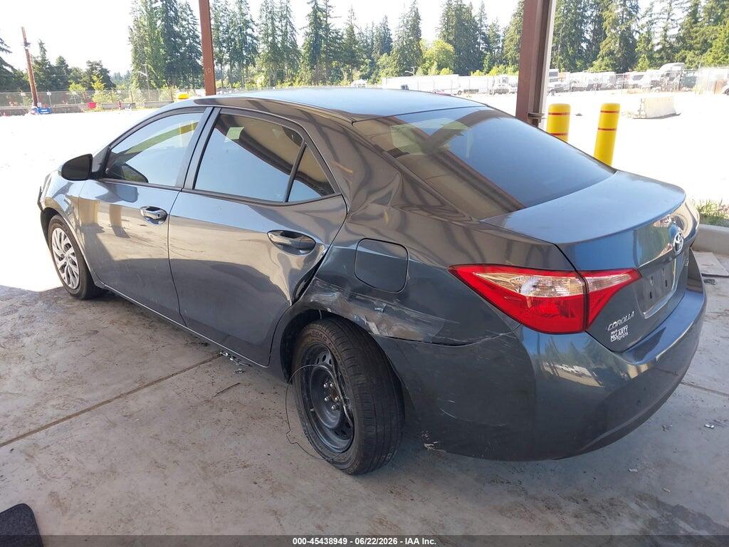 5YFBURHE4JP833986 2018 TOYOTA COROLLA photo no. 3