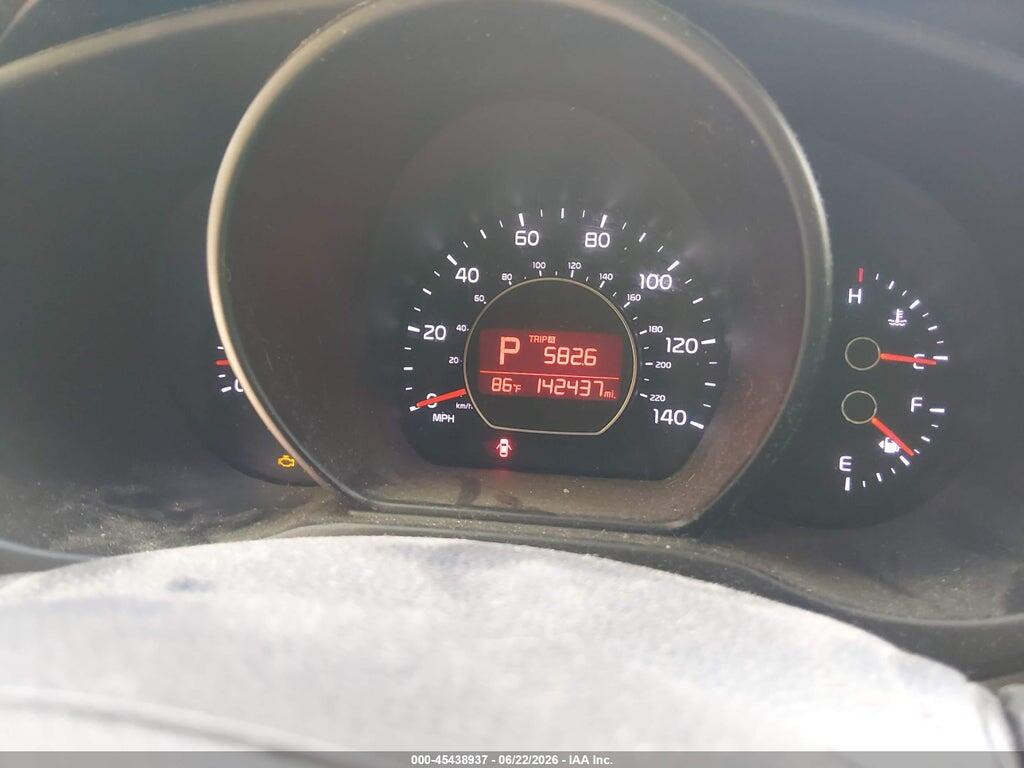 KNDJN2A26G7843669 2016 KIA SOUL photo no. 7