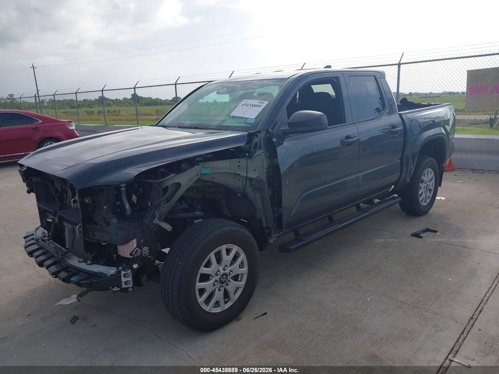 3TYKD5HN4RT001340 2024 TOYOTA TACOMA photo no. 2