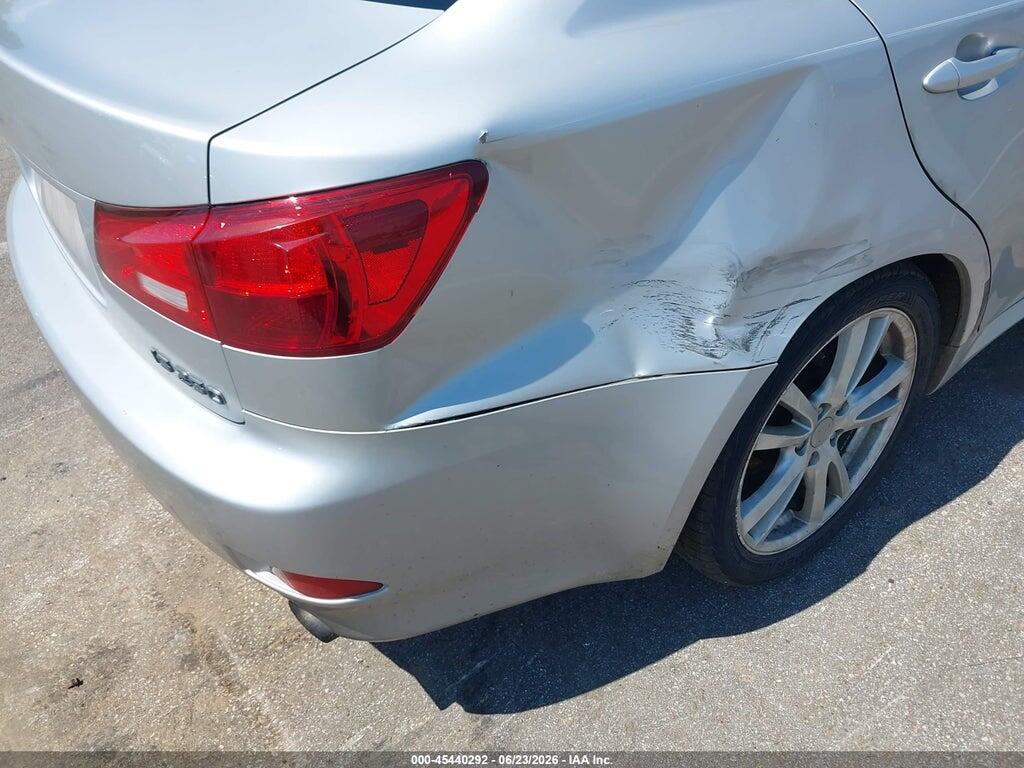 JTHBK262262012301 2006 LEXUS IS 250 photo no. 12