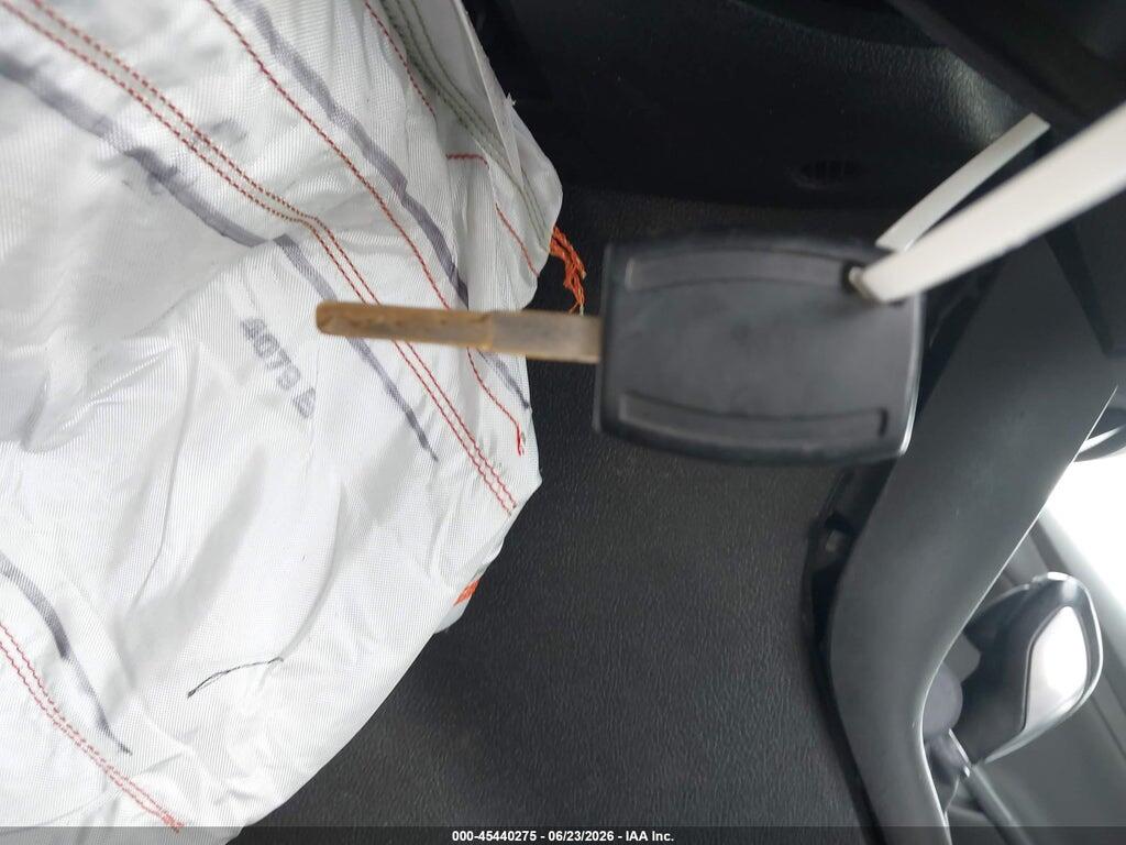 1FADP3K25FL310543 2015 FORD FOCUS photo no. 11