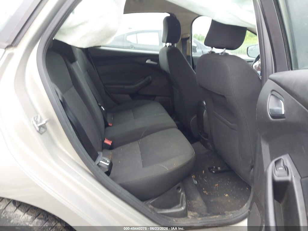 1FADP3K25FL310543 2015 FORD FOCUS photo no. 8