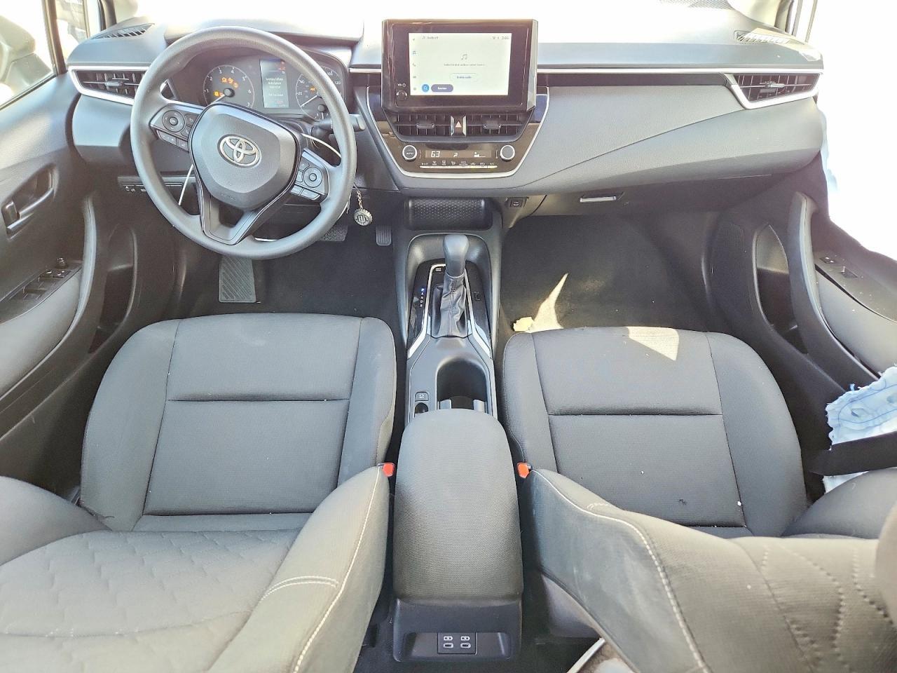 2025 TOYOTA COROLLA HYBRID LE — Фото 8 из 12