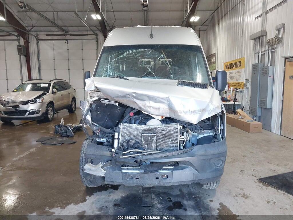 WD3PE8DD9GP307108 2016 MERCEDES-BENZ SPRINTER 2500 photo no. 12