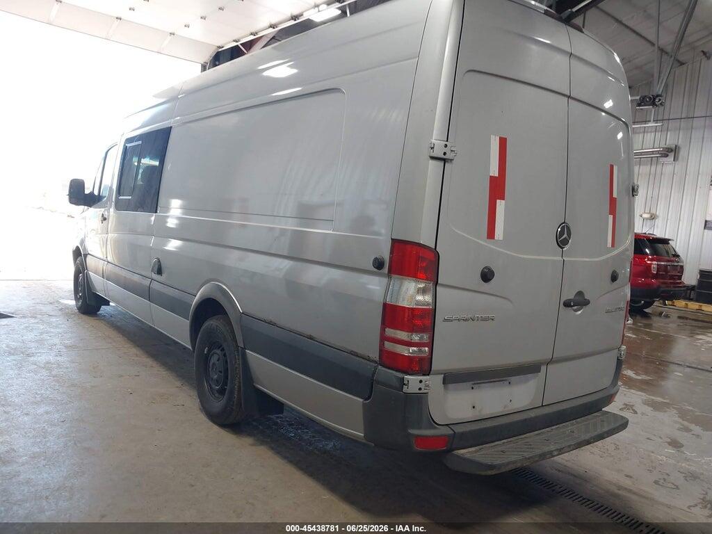 WD3PE8DD9GP307108 2016 MERCEDES-BENZ SPRINTER 2500 photo no. 3