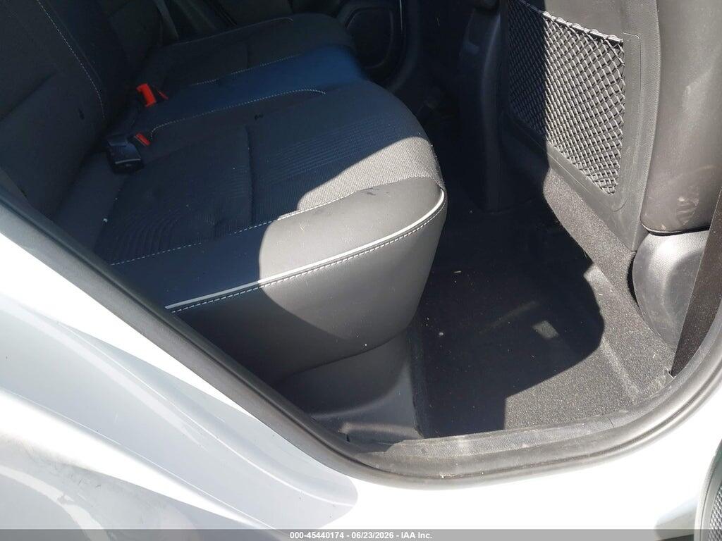 KMHRC8A32PU275180 2023 HYUNDAI VENUE photo no. 8