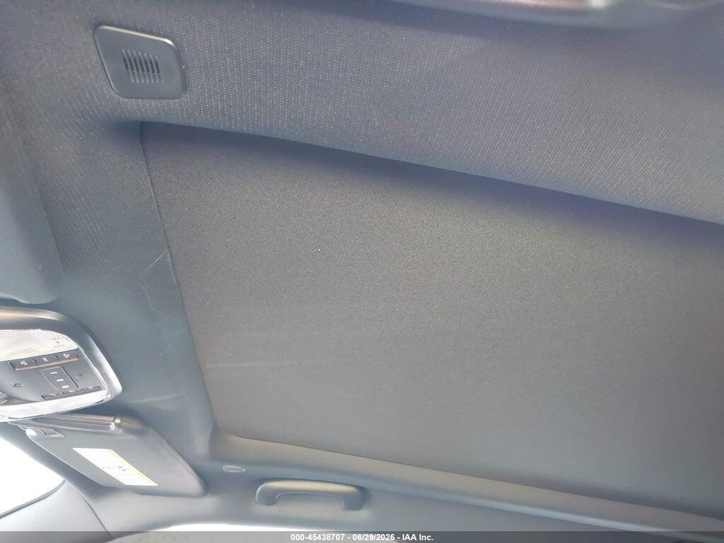2C3CCABT6PH676867 2023 CHRYSLER 300 photo no. 12