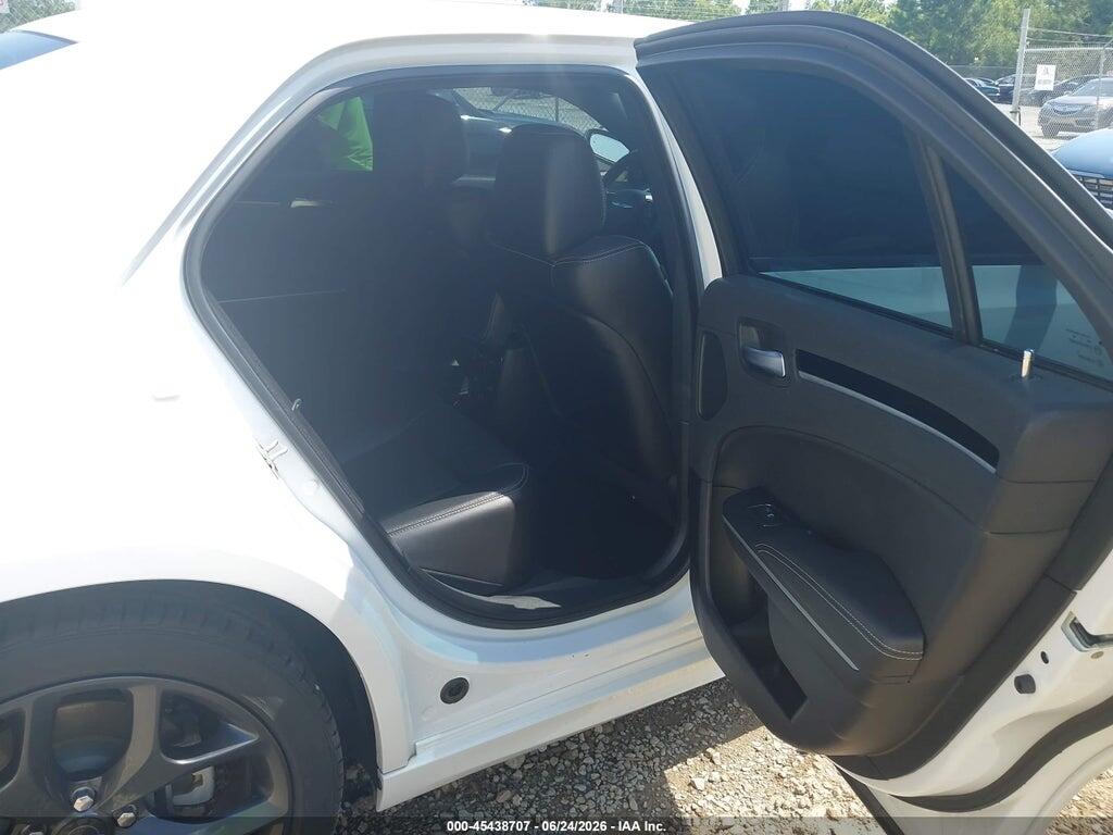 2C3CCABT6PH676867 2023 CHRYSLER 300 photo no. 8