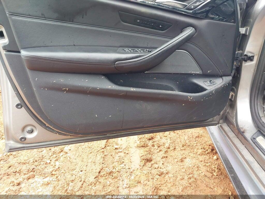 WBSJF0C59JB283152 2018 BMW M5 photo no. 6