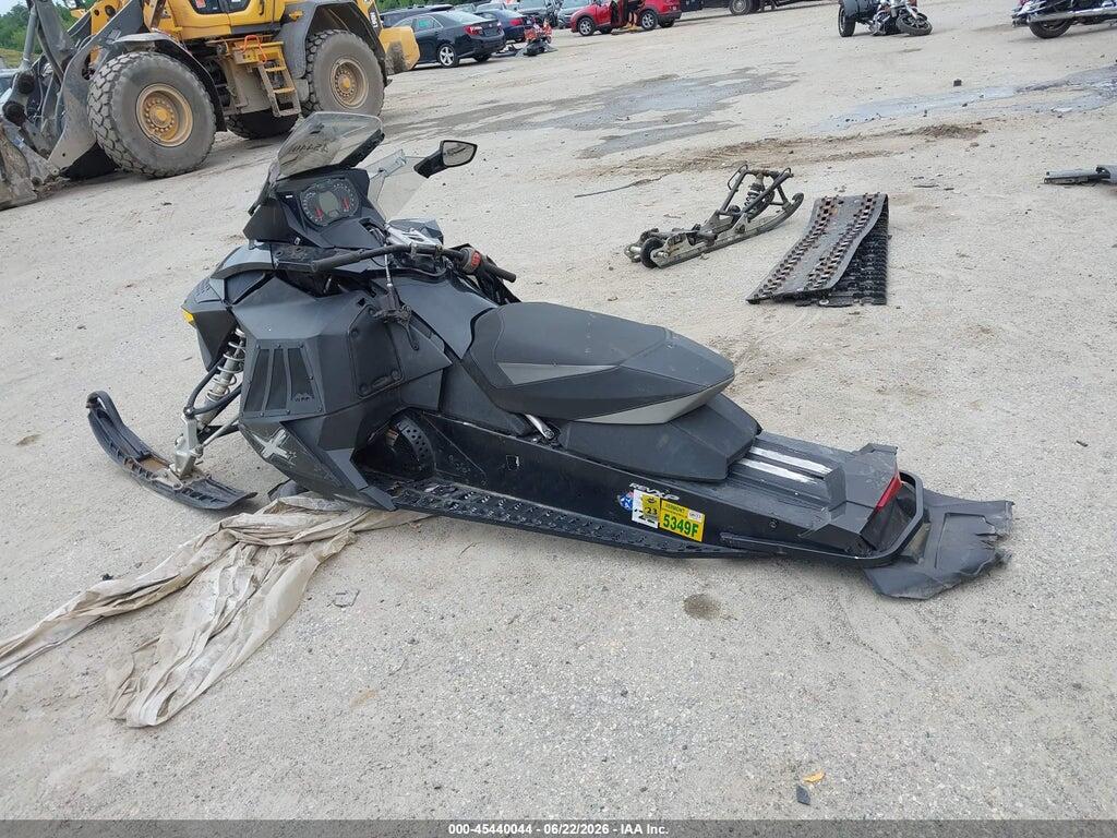 2BPSMZBD0BV000372 2011 SKI DOO MX Z X 800R photo no. 3