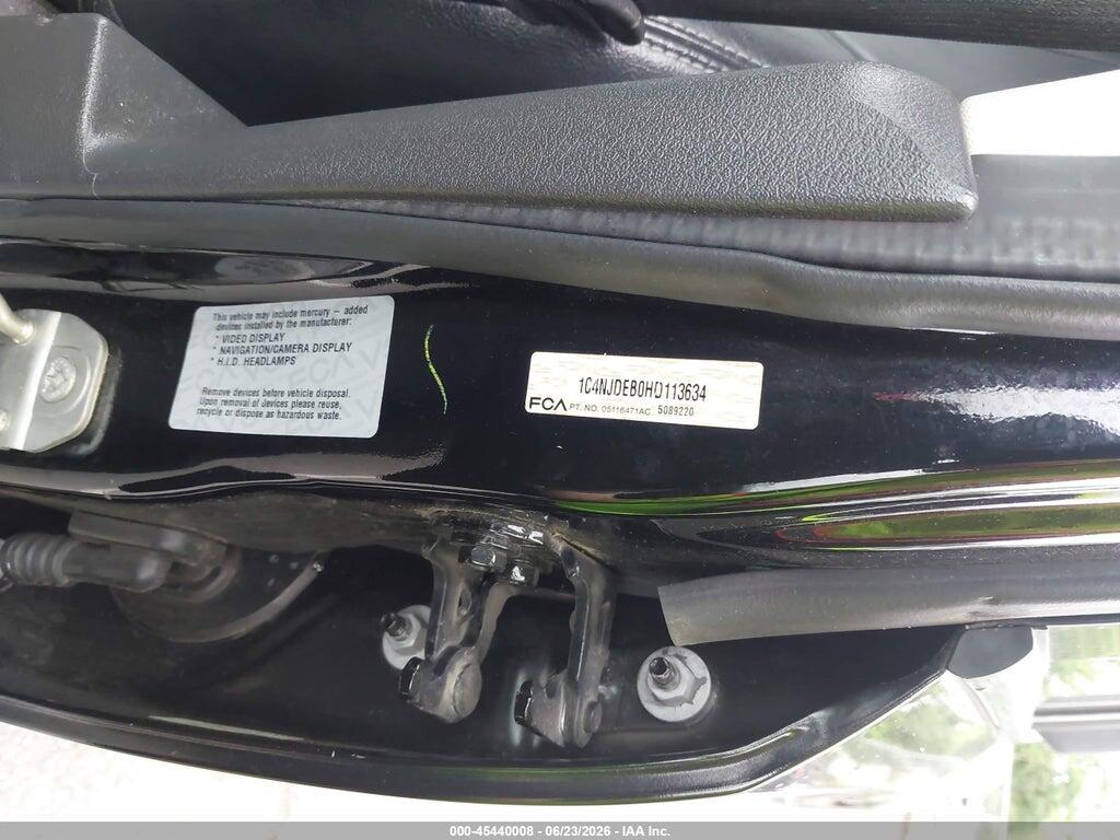1C4NJDEB0HD113634 2017 JEEP COMPASS photo no. 9