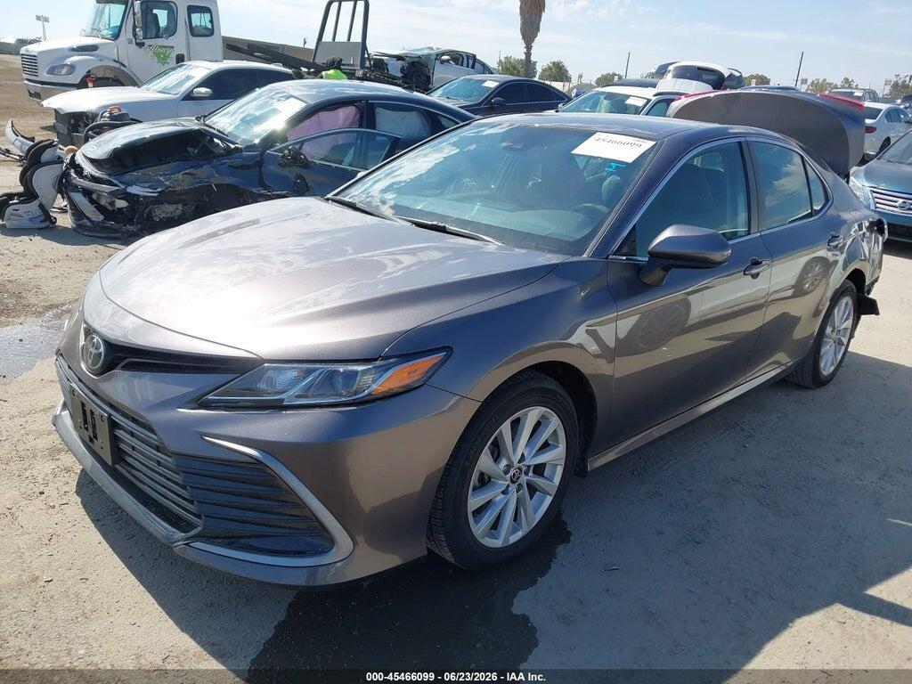 4T1C11AK8NU659701 2022 TOYOTA CAMRY photo no. 2