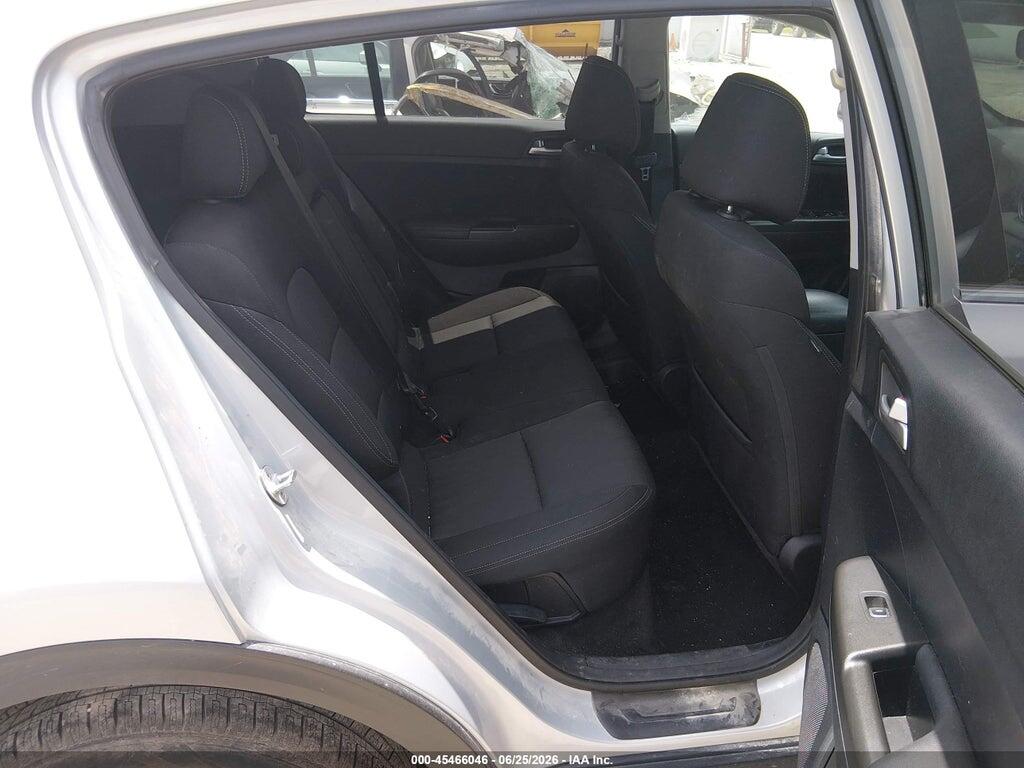 KNDPMCAC6H7274898 2017 KIA SPORTAGE photo no. 8