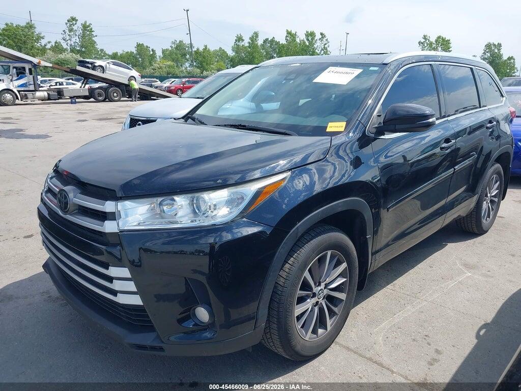 5TDJZRFH6HS463104 2017 TOYOTA HIGHLANDER photo no. 2