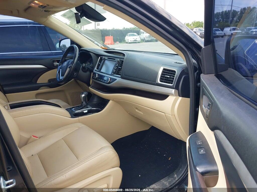 5TDJZRFH6HS463104 2017 TOYOTA HIGHLANDER photo no. 5