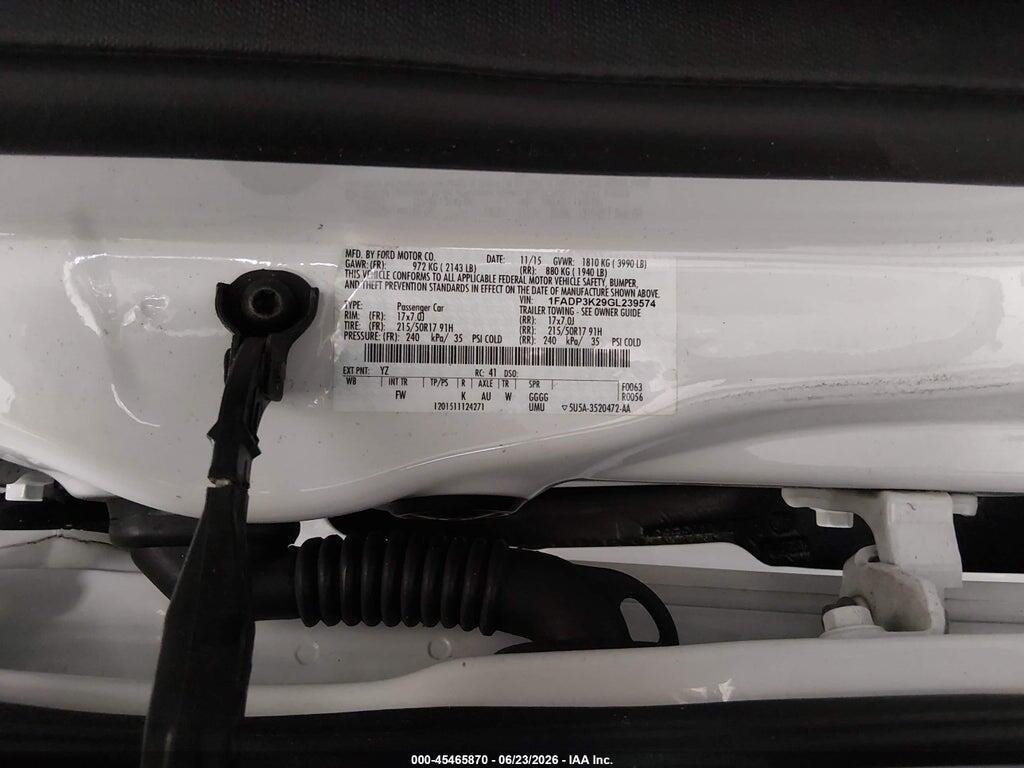 1FADP3K29GL239574 2016 FORD FOCUS photo no. 9