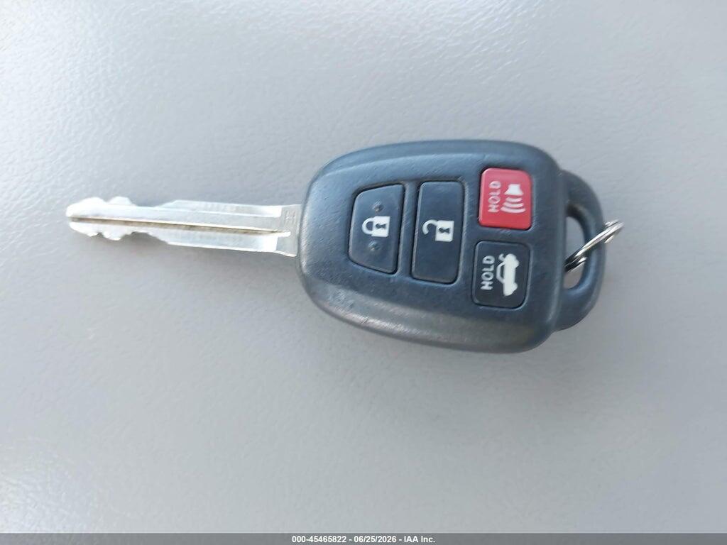 4T1BF1FK1GU119034 2016 TOYOTA CAMRY photo no. 11