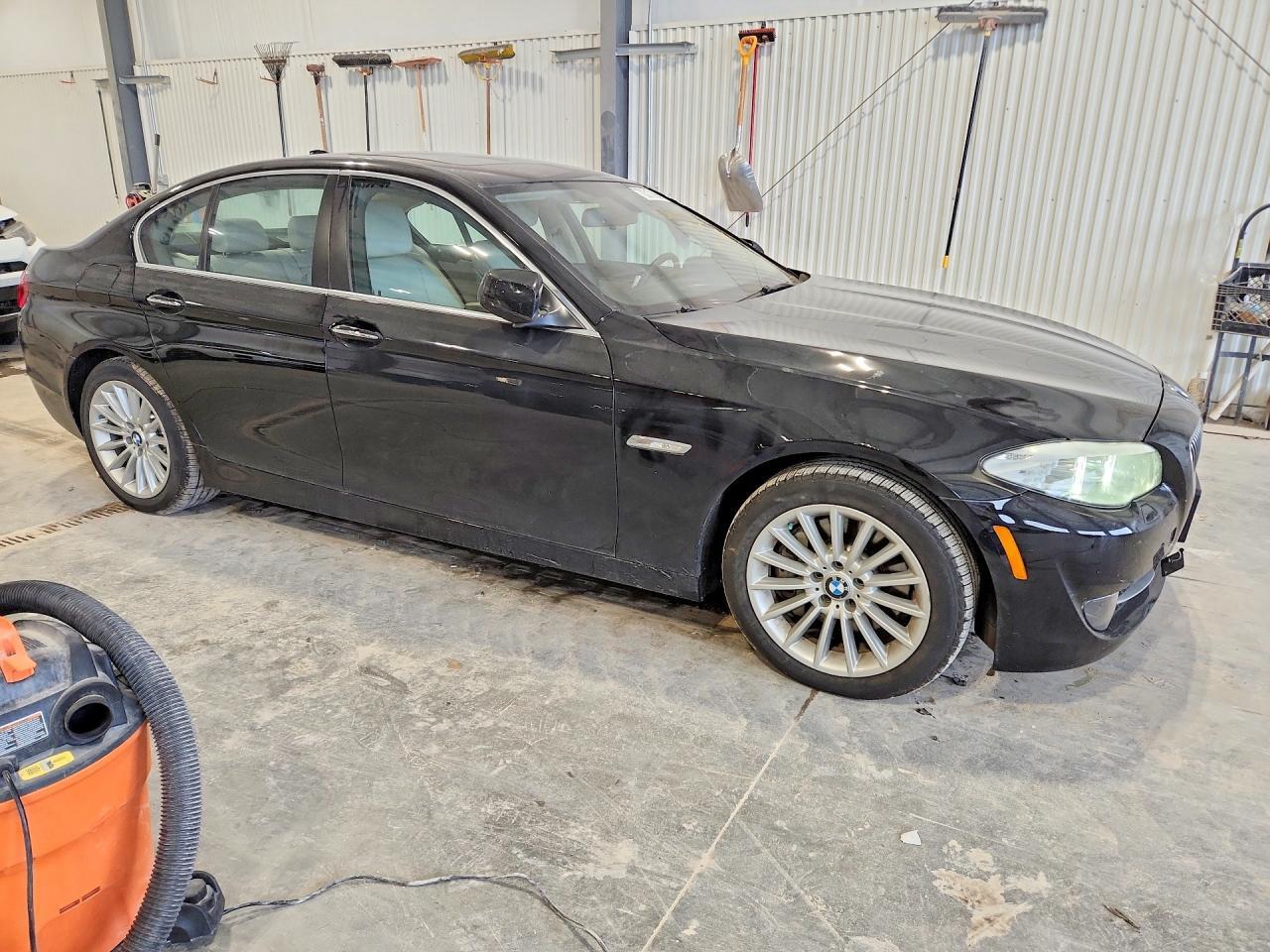 2013 BMW 535 XI — Фото 4 из 12