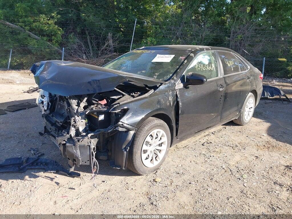 4T4BF1FK2FR467090 2015 TOYOTA CAMRY photo no. 2