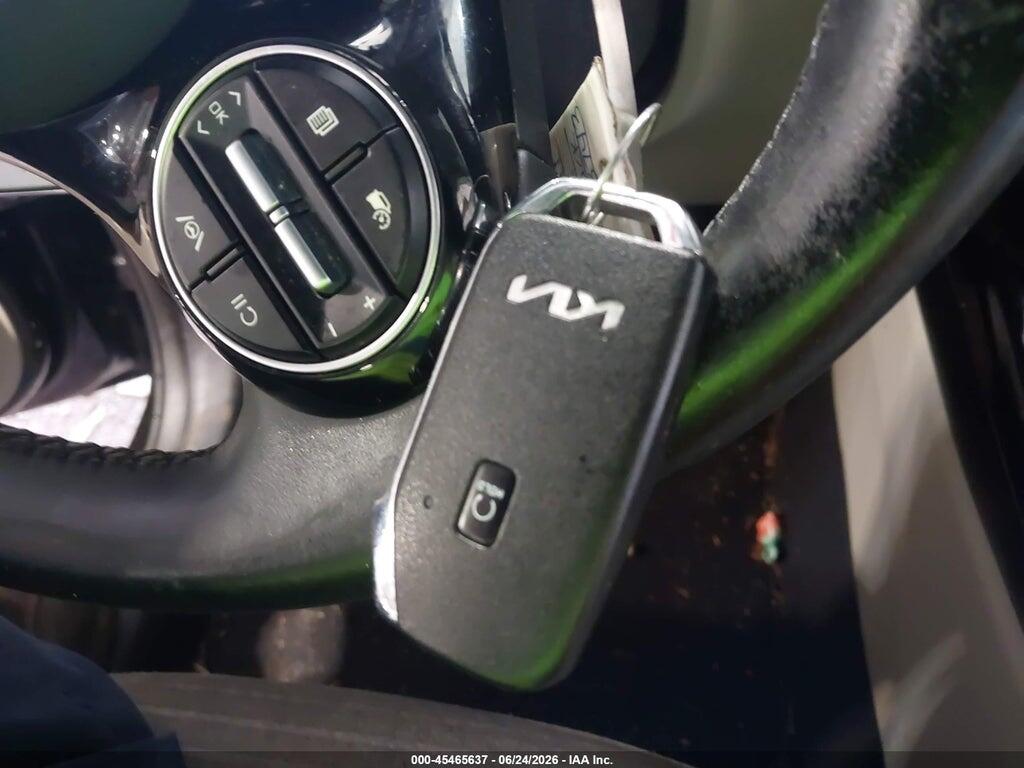 KNDJ33AU7S7933743 2025 KIA SOUL photo no. 11