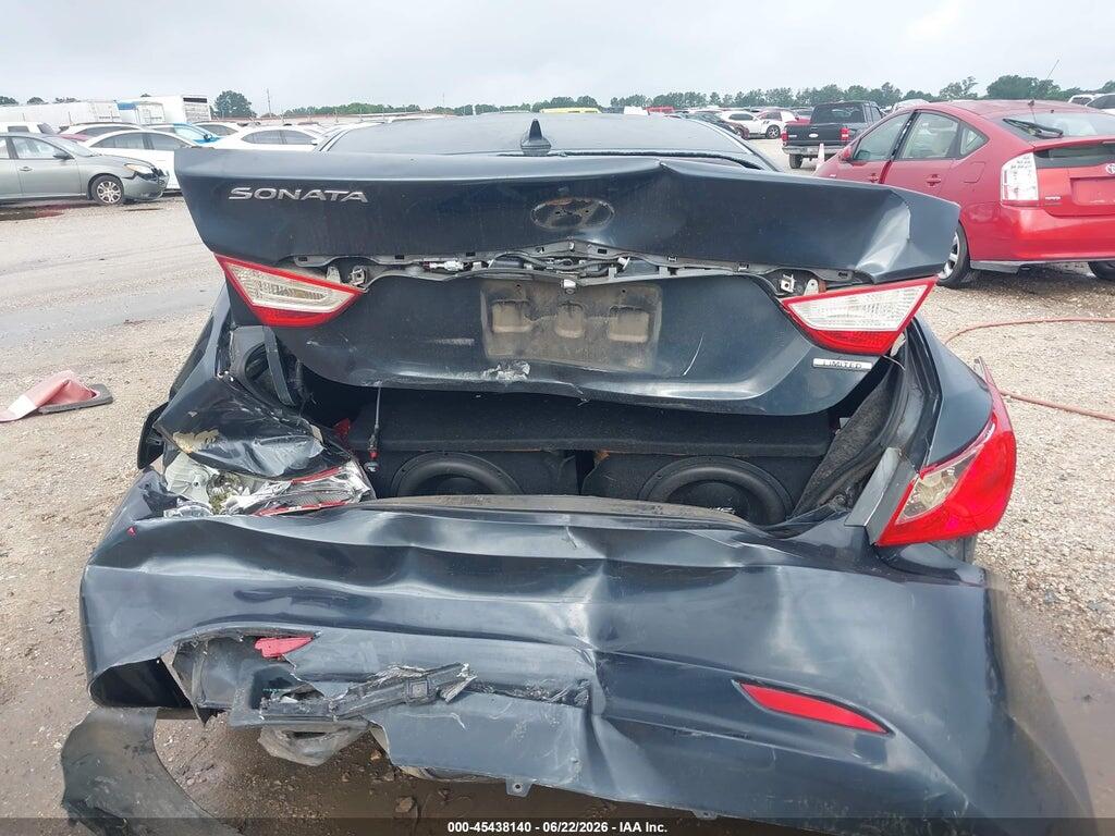 5NPEC4AC6BH027383 2011 HYUNDAI SONATA photo no. 6
