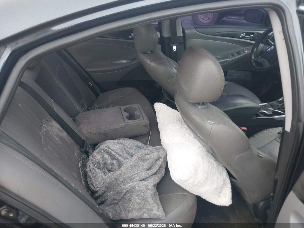 5NPEC4AC6BH027383 2011 HYUNDAI SONATA photo no. 8
