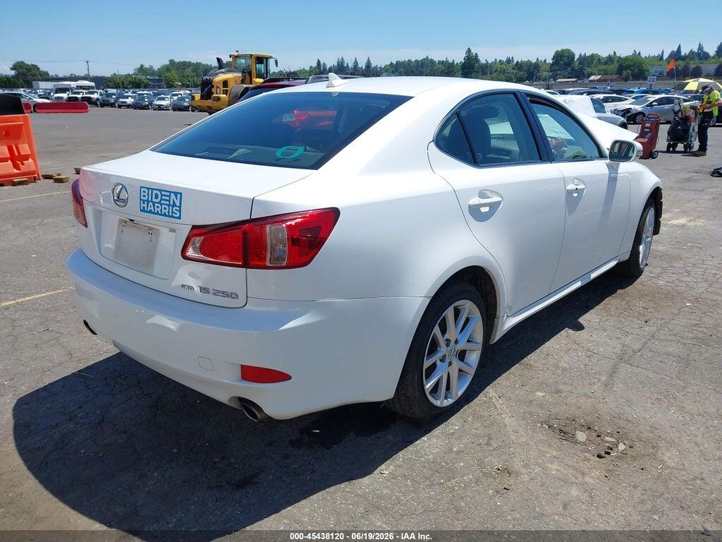 JTHCF5C20D5063886 2013 LEXUS IS 250 photo no. 4