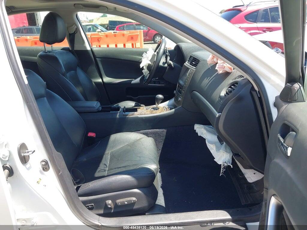JTHCF5C20D5063886 2013 LEXUS IS 250 photo no. 5