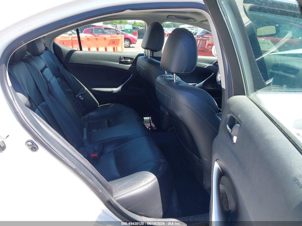 JTHCF5C20D5063886 2013 LEXUS IS 250 photo no. 8