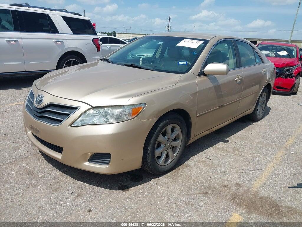 4T1BF3EK3BU723920 2011 TOYOTA CAMRY photo no. 2