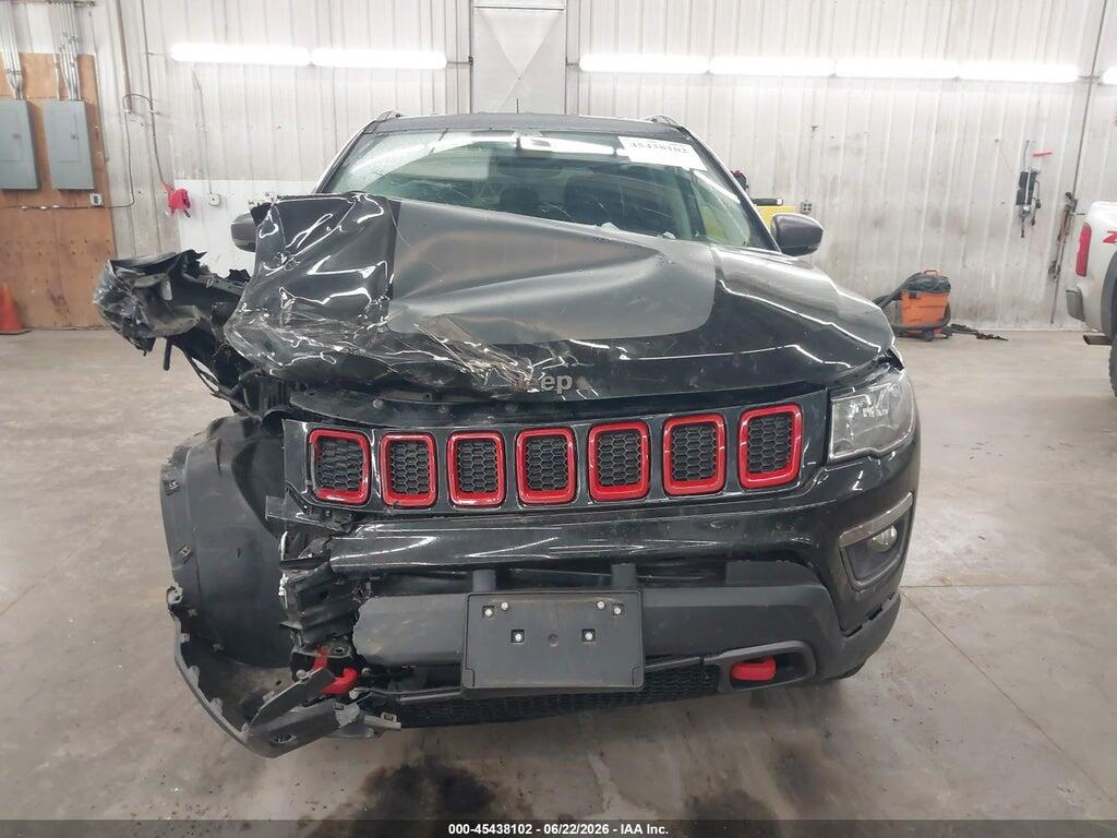 3C4NJDDB5JT207302 2018 JEEP COMPASS photo no. 12
