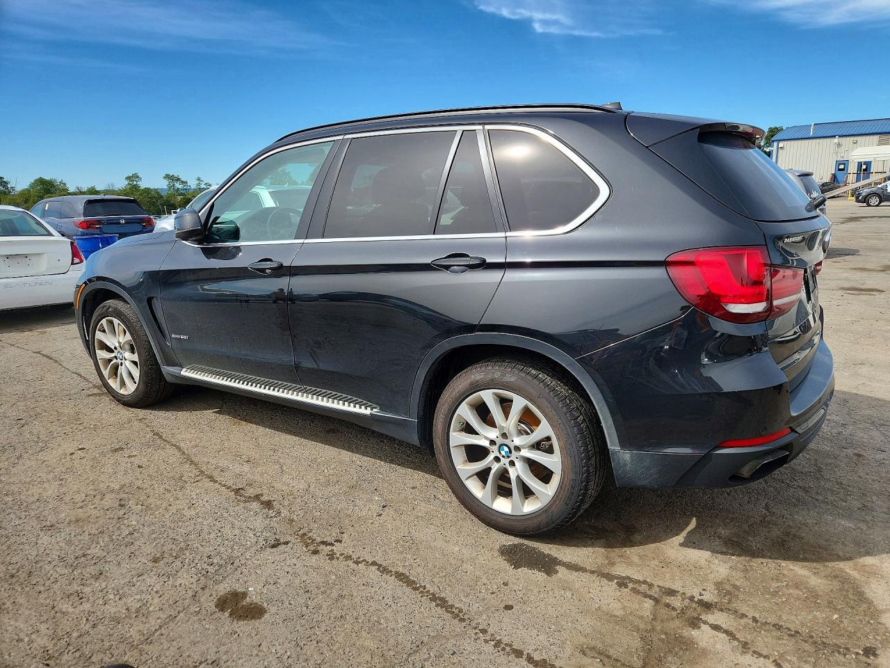 2016 BMW X5 XDRIVE50I — Фото 2 из 13