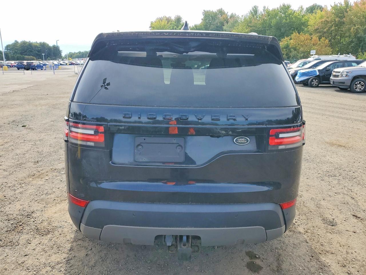 2017 LAND ROVER DISCOVERY FIRST EDITION — Фото 6 из 13