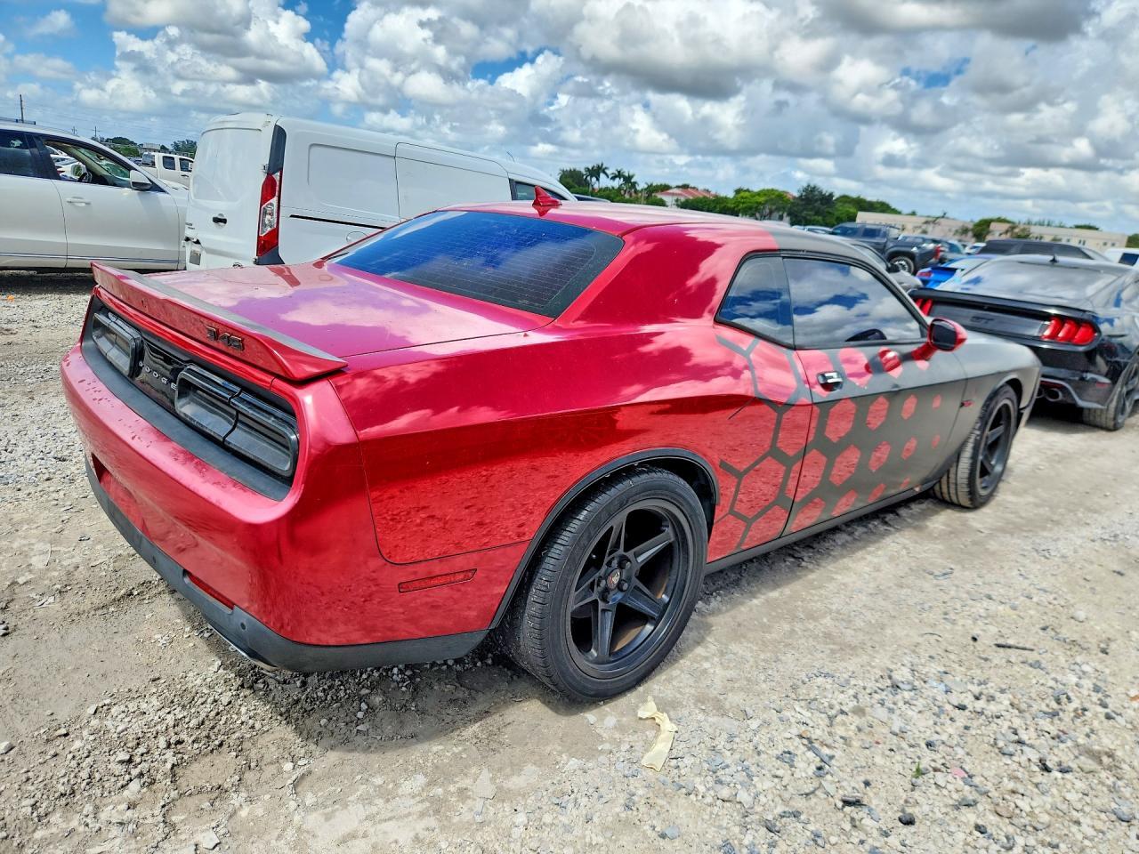2017 DODGE CHALLENGER R/T — Фото 3 из 12
