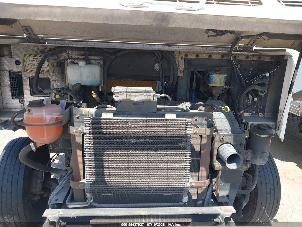 1F66F5KY2G0A11667 2016 FORD F-59 COMMERCIAL STRIPPED photo no. 9