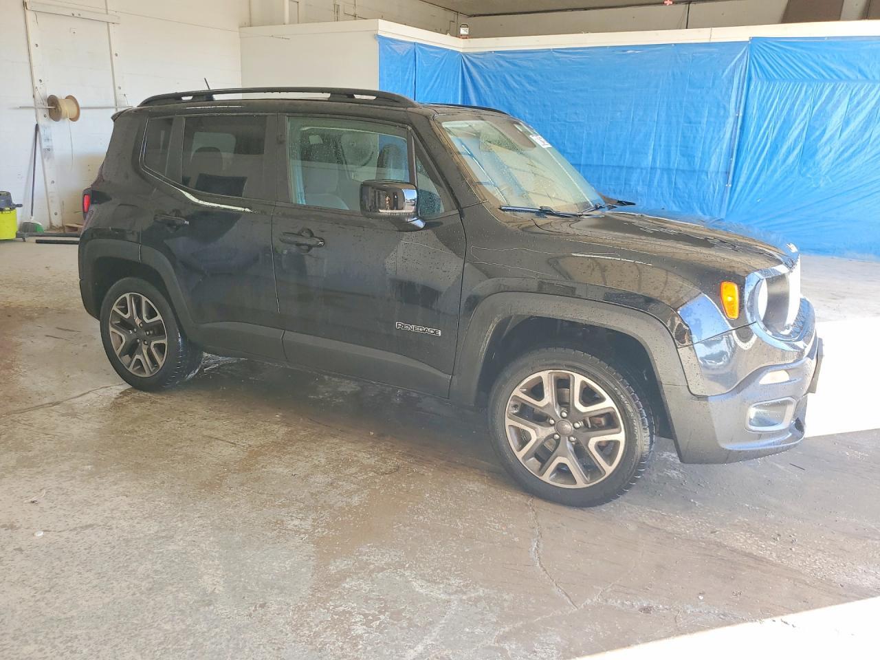 2017 JEEP RENEGADE LATITUDE — Фото 4 из 12