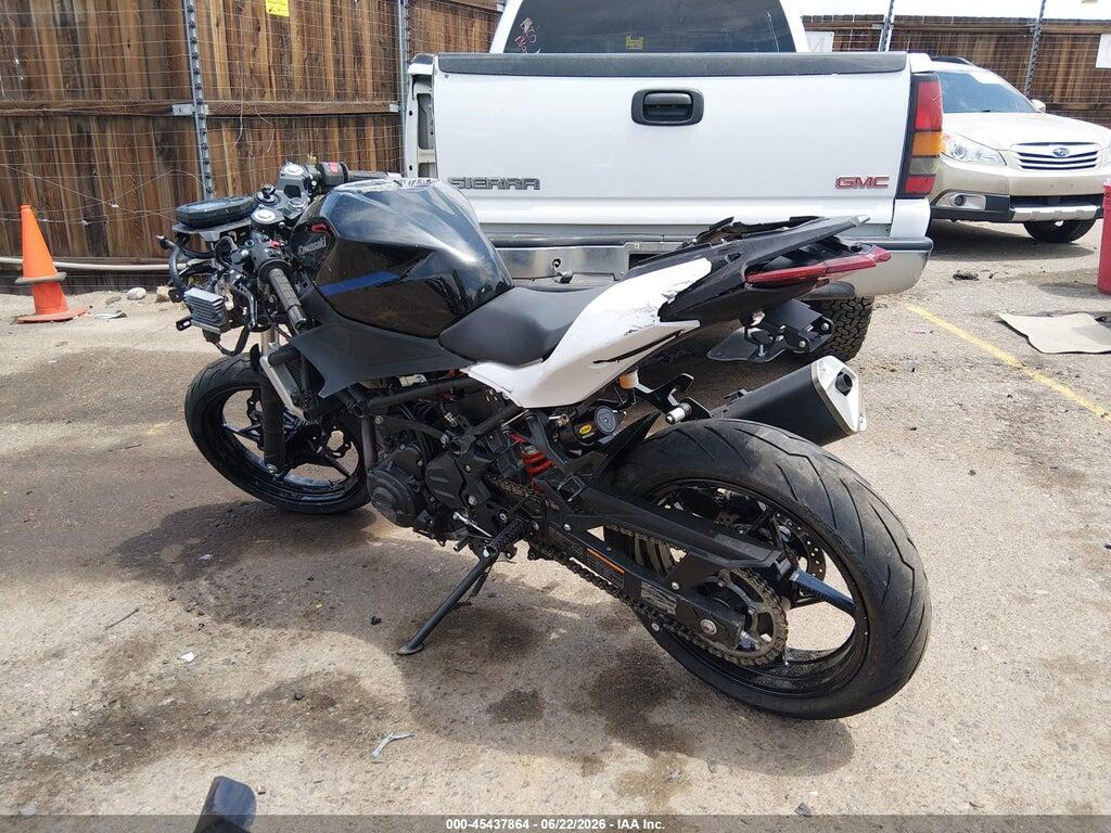 ML5EXGG11SDA45823 2025 KAWASAKI EX500 photo no. 3